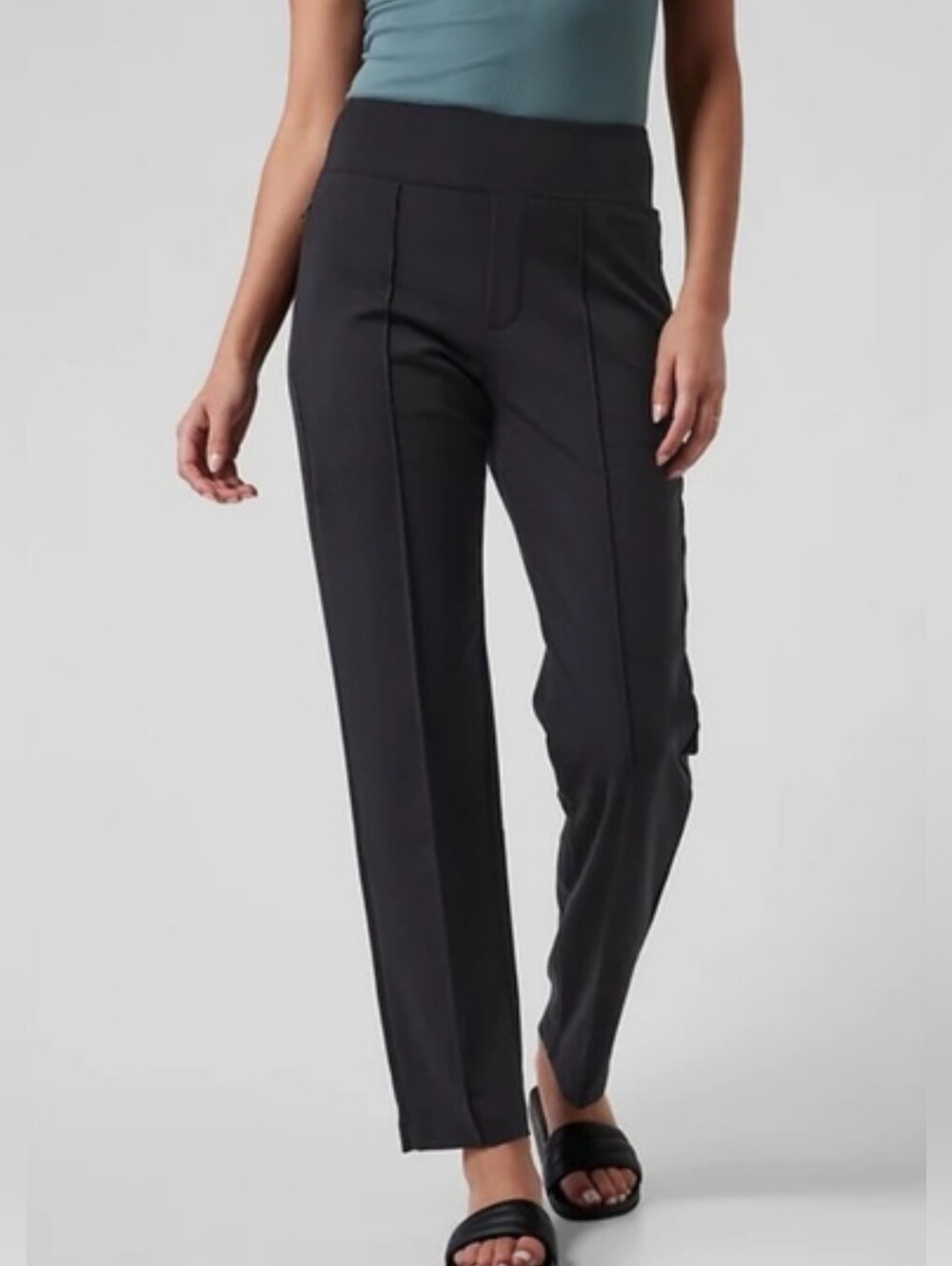 🆕️🔖Athleta Eastbound Straight Leg Pant Size 6 NWT Black